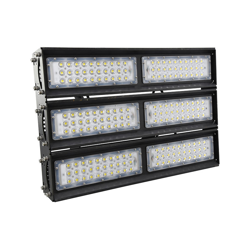نورافکن LED 600-700W